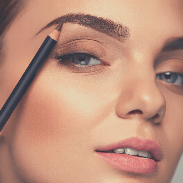 Lange, dichte, gesunde Wimpern und Augenbrauen – Do’s & Dont’s - Ellenity